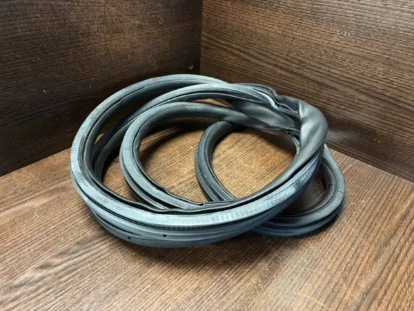 Fönsterpackning framdörr vänster OEM RAJ23278 Toyota Proace image 3