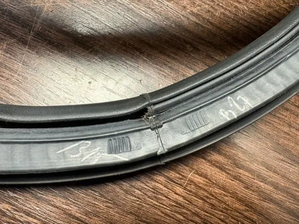 Fönsterpackning framdörr vänster OEM RAJ23278 Toyota Proace image 7