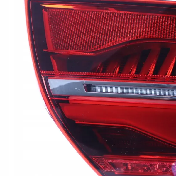 Audi A8 D4 LED-takavalo Vasen 4H0945095K image 10