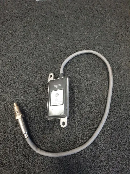 Hella 6PN 358 186-151 NOx-sensor voor dieselvrachtwagens image 2