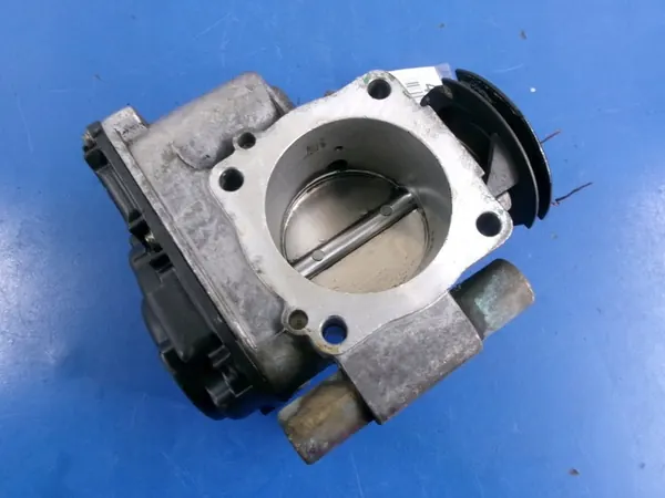 AUDI A6 C4 1.8 Corpo de Aceleração VDO 058133063E ADR image 5