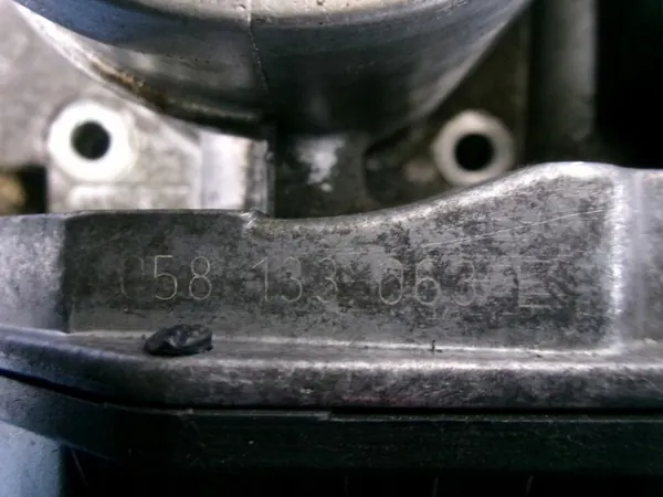 AUDI A6 C4 1.8 Corpo de Aceleração VDO 058133063E ADR image 6