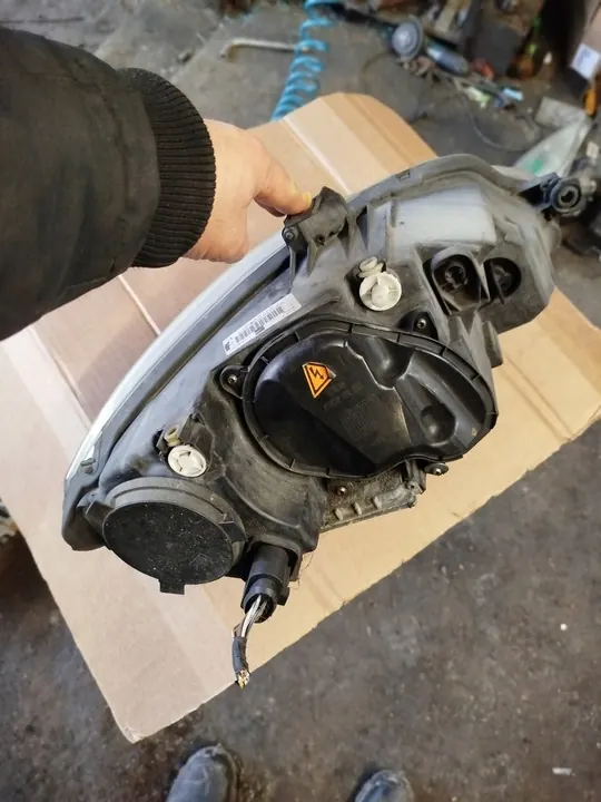 SEAT LEON II Xenon Etuvalaisin 1P1941031, 1P1941040 image 3