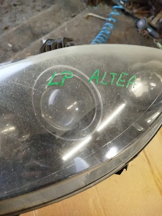 SEAT LEON II Xenon Etuvalaisin 1P1941031, 1P1941040 image 8