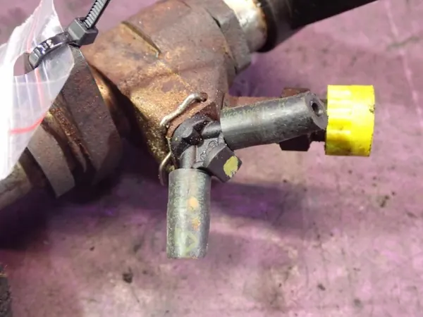 Einspritzdüse OEM 9657144580 für Peugeot 407 2.0 HDI image 4