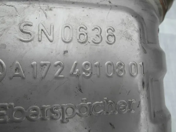 MERCEDES R172 SLK 1.8 CGI Silencieux d'Échappement OEM A1724910801 image 2