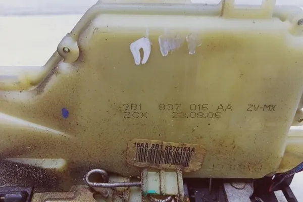 VW Türschloss Rechts Vorne 3B1837016AA image 2