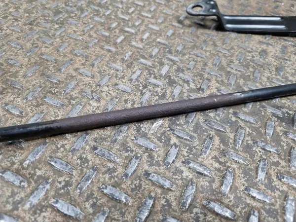 Varilla de aceite Cadillac OE usado OEM 12610053 image 4