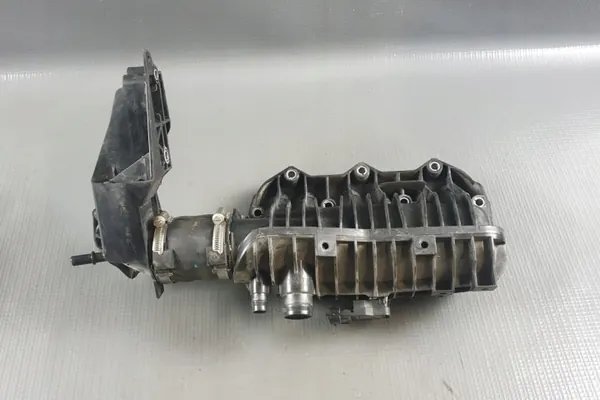 Colector de admisión Ford OE CM5G9424 para EcoSport 1.0L image 3