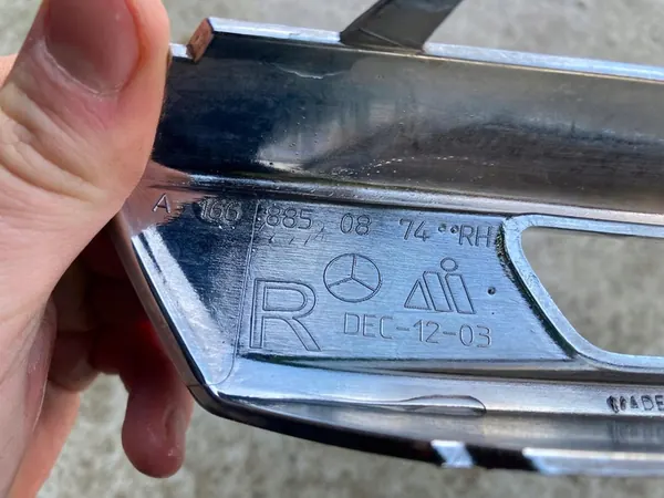 MERCEDES ML W166 MARCO CHROMADO DERECHO OE image 7