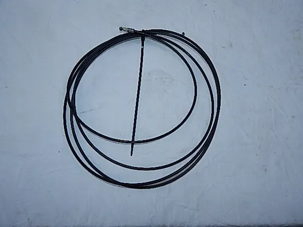 Cabo do porta-malas Toyota Corolla E11 97-01 Liftback image 3