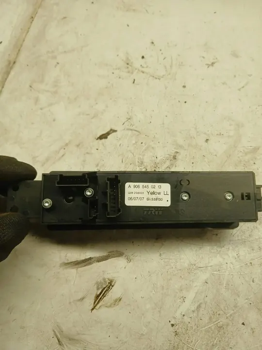 Raam Schakelaar Mercedes-Benz Sprinter OE A 906 545 02 13 image 2