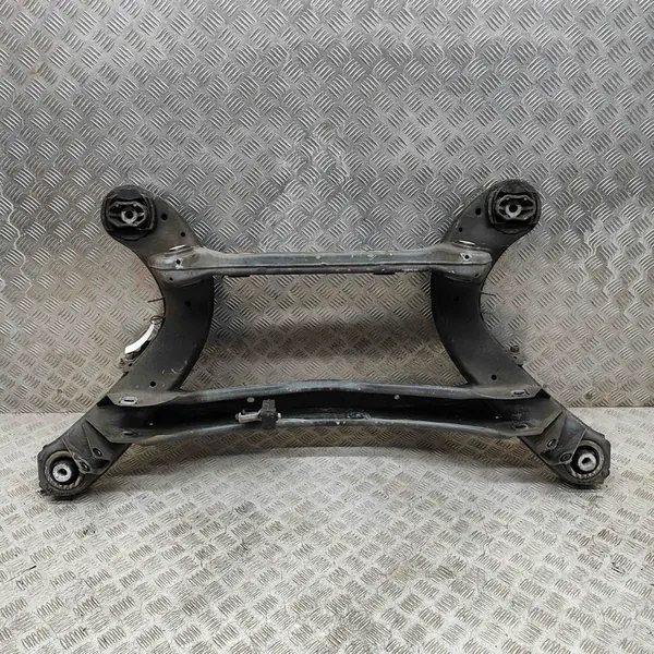 Mercedes E 238 COUPE bakre fjädrar A2133505203 image 2