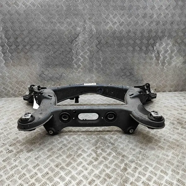 Mercedes E 238 COUPE bakre fjädrar A2133505203 image 4