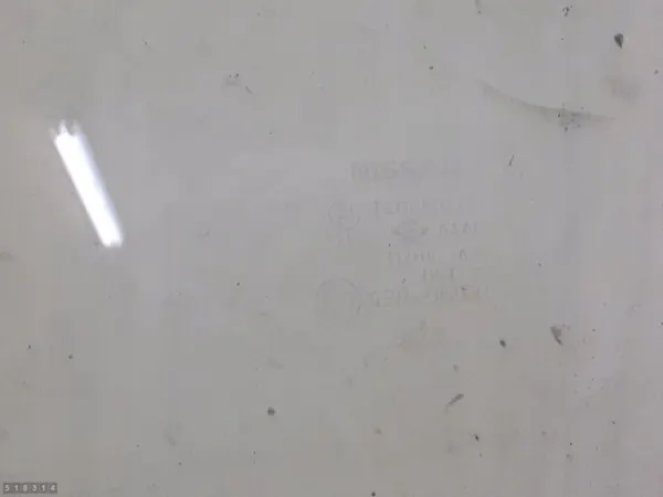Cristal de puerta Nissan X-Trail OEM 43R00034 - Usado image 3
