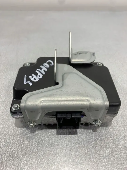 Jeep Compass 2018 Commande Direction OEM FBZ18596 image 2