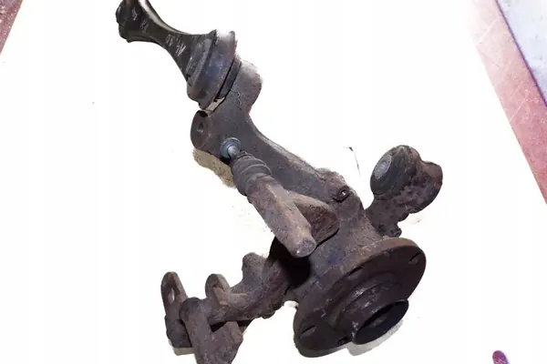 Snodo posteriore sinistro AUDI A4 8E0501529G image 4