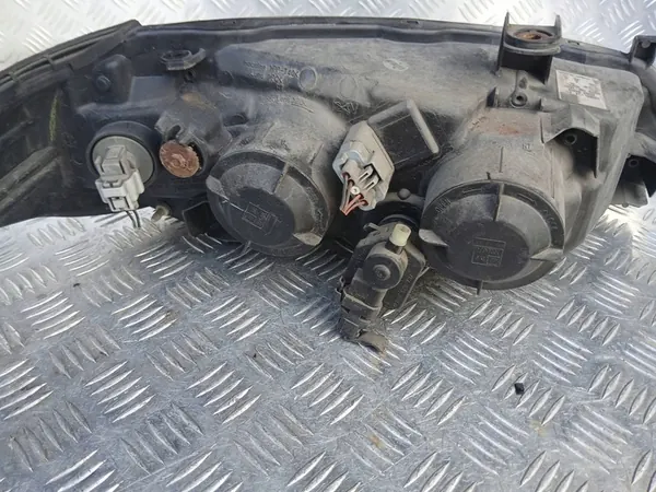 Nissan Almera N16 Vasemman etuvalon 26060BN67A image 10