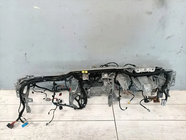 Renfort tableau de bord OEM 68141537AG pour Dodge Durango image 3