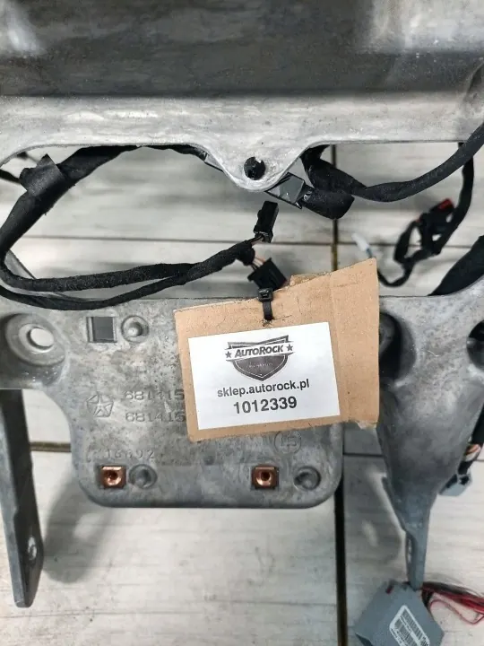 Renfort tableau de bord OEM 68141537AG pour Dodge Durango image 6