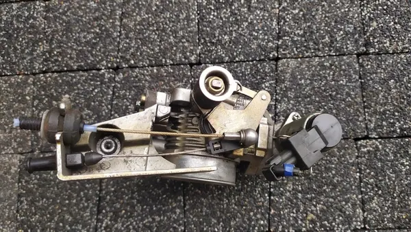 Drosselklappe Opel Vectra B 1.8 image 4