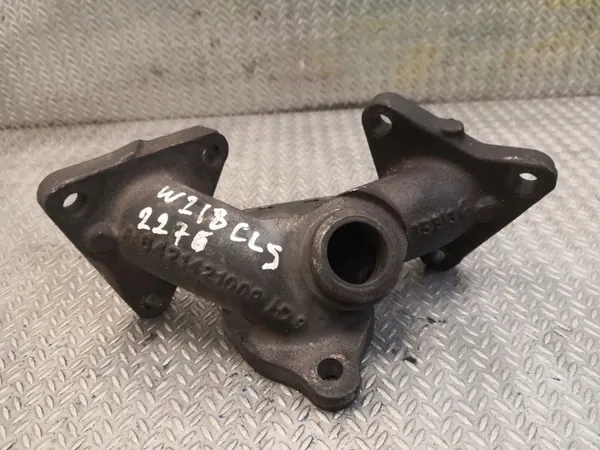 Mercedes-Benz Pakoputken keräin OEM 6421421009 image 2