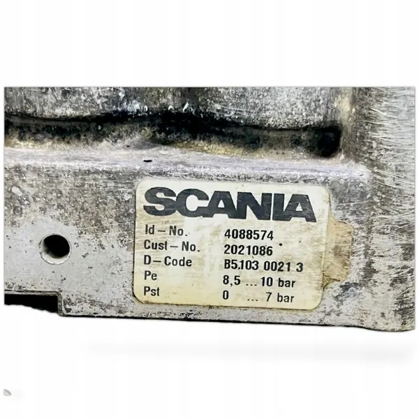 Scania 2021086 Gebruikte uitlaatremklepblok image 4