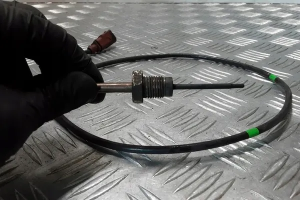 Abgastemperatursensor VW PASSAT B5 2.0L Diesel image 4
