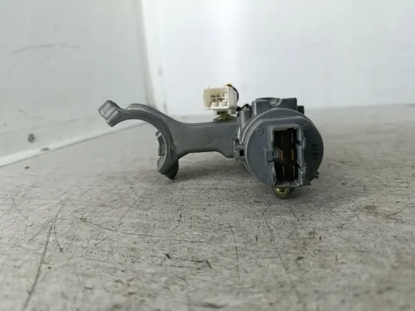 Stacyjka KIA Rio II 1.5 CRDI - Pièce OEM image 4