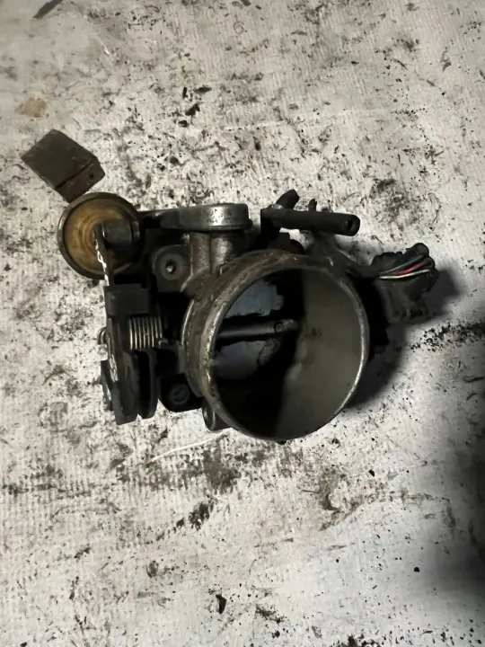 Spjällhus OEM 044907385a - Begagnad Opel OE del image 2