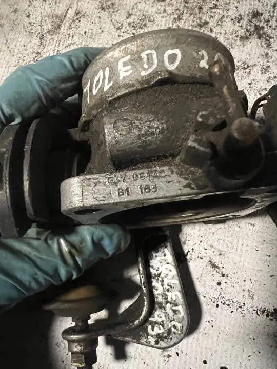 Spjällhus OEM 044907385a - Begagnad Opel OE del image 4