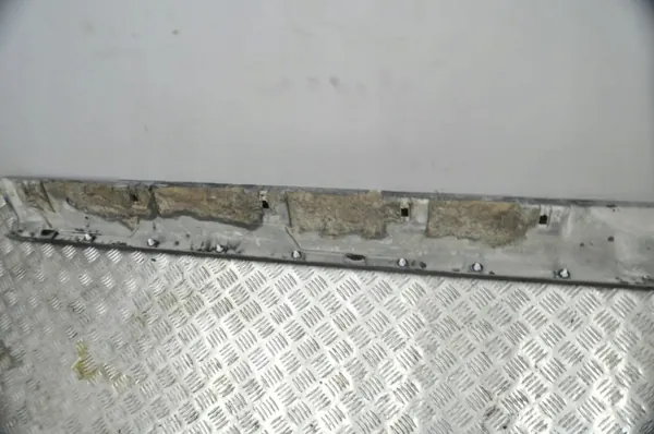 OEM 764197469R Cubre umbral izquierdo Dacia Sandero III image 6