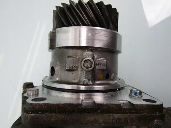 Honda OEM 71909149 överföringslåda för CR-V 1.5 4x4 image 8