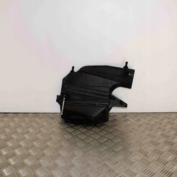 Ilmansuodattimen kotelo Mercedes-Benz GLS X166 image 2