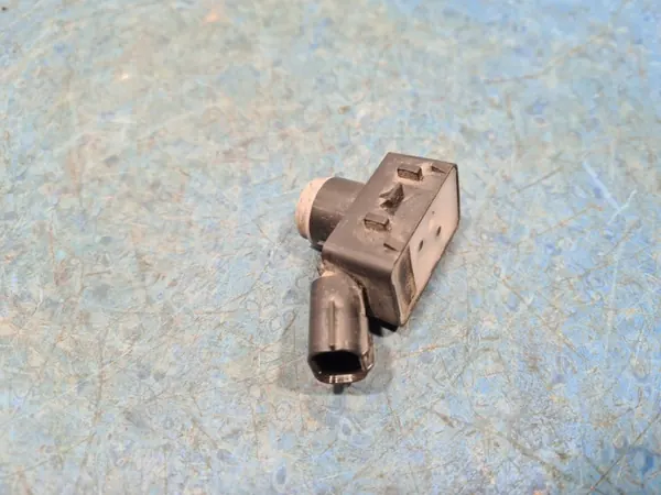 Toyota PDC-sensor OEM 89341-33220 för Corolla E21 image 5