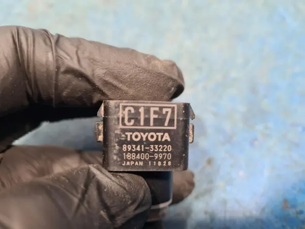Toyota PDC-sensor OEM 89341-33220 för Corolla E21 image 9