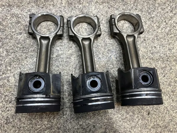 Pistón OEM 12111-67JG0 para Suzuki Grand Vitara 2 image 2