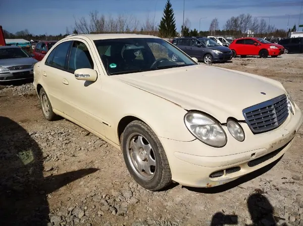 Mercedes-Benz E-CLASS Gasklep 2004 2.2L a6460900054 image 4