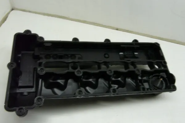 Tampa de válvulas OEM A6510101230 para Mercedes 2.2 CDI image 3
