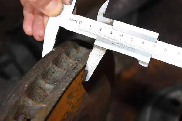 Conjunto de discos e pinças de freio BMW 5 F10 F11 image 4