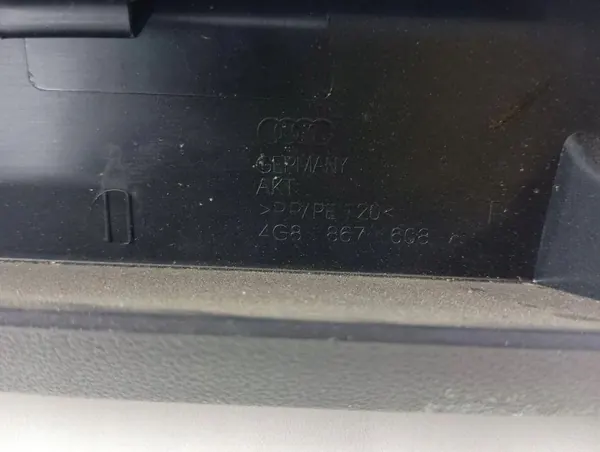 Audi A7 S7 4G 2011 Garniture de coffre OEM 4G8867608F image 5
