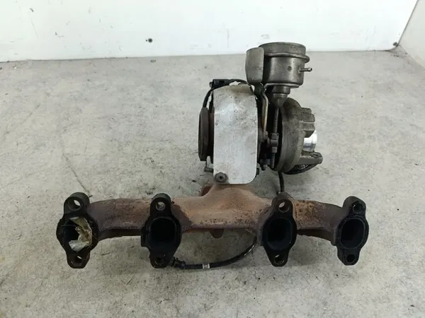 Turbo con colector usado OEM 03G253014M image 5