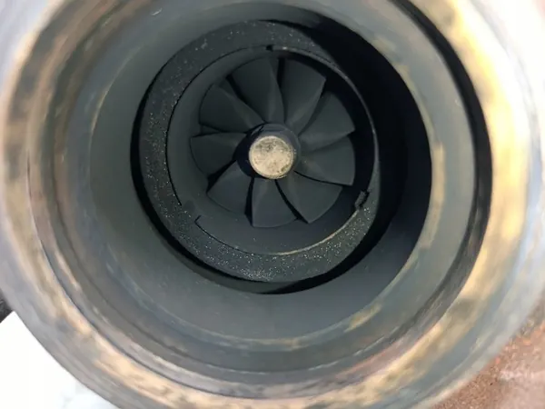 Turbo con colector usado OEM 03G253014M image 8