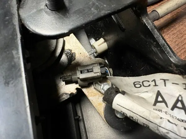 Handbremshebel Ford Transit OEM 6C112853 image 6