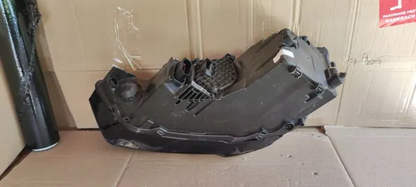 LÁMPARA DELANTERA AUDI A1 8XA image 9