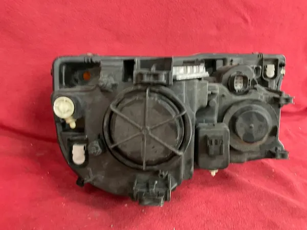 VOLVO XC90 I LIFT Oikea Etuvalaisin 31446873 image 6