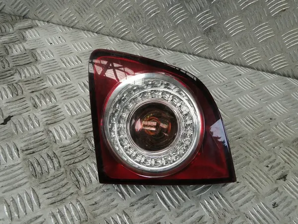 VW GOLF 5M Luz Trasera Izquierda OEM 5M0945094S 5M0945093M image 6