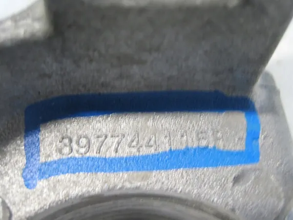 Renault OE 397744115R Soporte de Junta Usado image 3