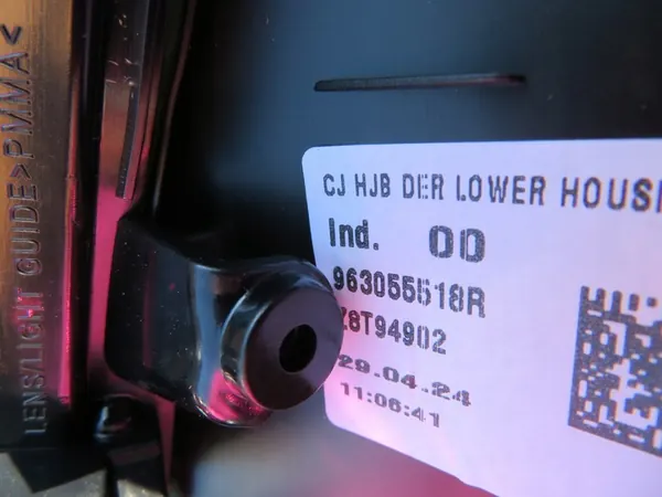 Indicatore Specchio Destro Renault Captur II 963055518R image 6