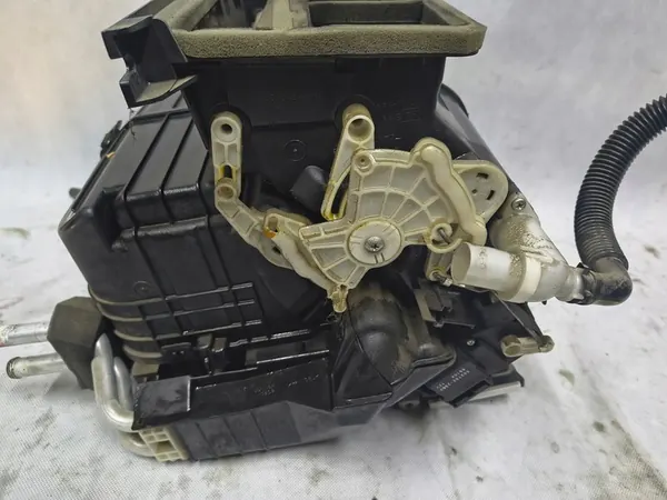 SUBARU FORESTER SG 02-08 Verwarmingskern OEM 72110SA012 image 4